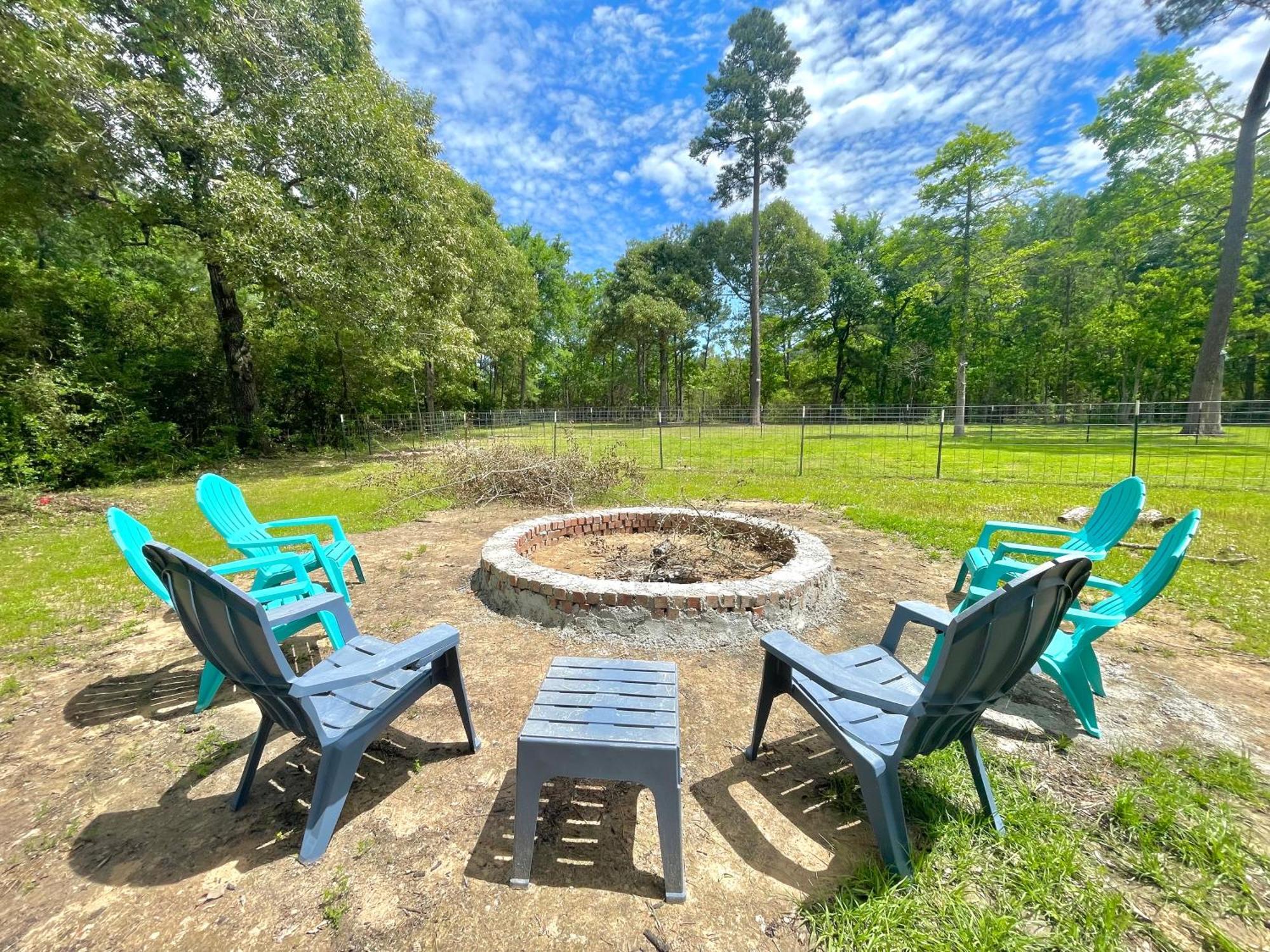Country Getaway 4 Bedroom Resort In 10 Acre Lot Magnolia Exterior photo